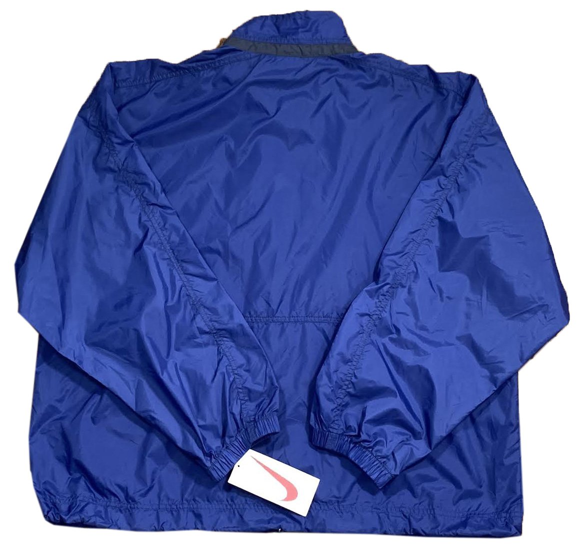 back of Nike wind jacket .jpg