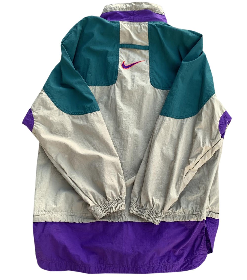 Adelante Mal uso Galaxia Women's Vintage Nike Colorful 1/2 Zip Windbreaker (Size Women's S,Fits  Bigger) — Roots