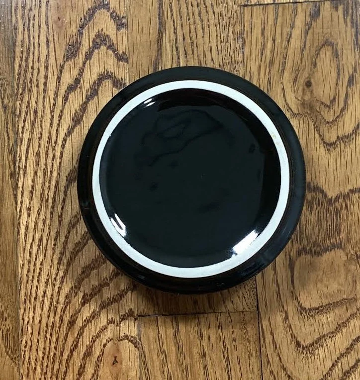 st ides ashtray .jpg