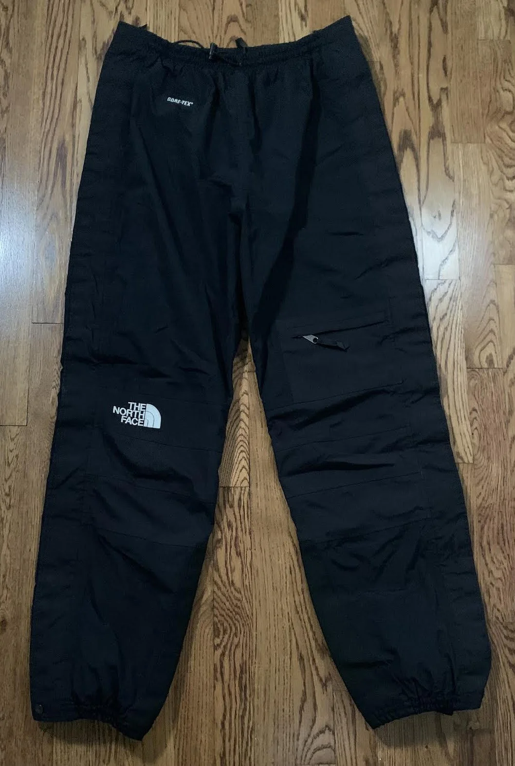 front of TNF pants mountian guide .jpg