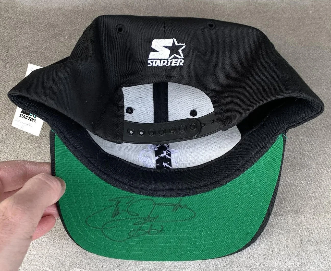 inside of starter hat .jpg