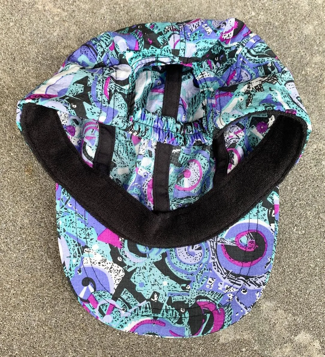 inside of Nike stretchback hat .jpg