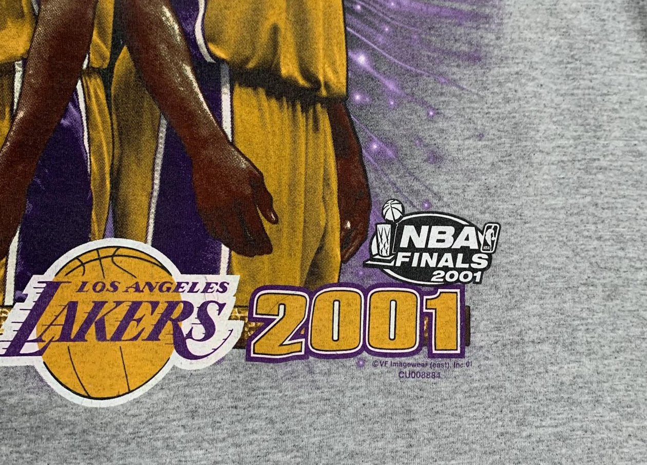 Vintage Los Angeles Lakers 2000 / 2001 NBA Champions Kobe / Shaq T