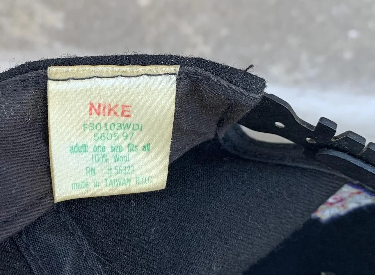 White nike tag .jpg