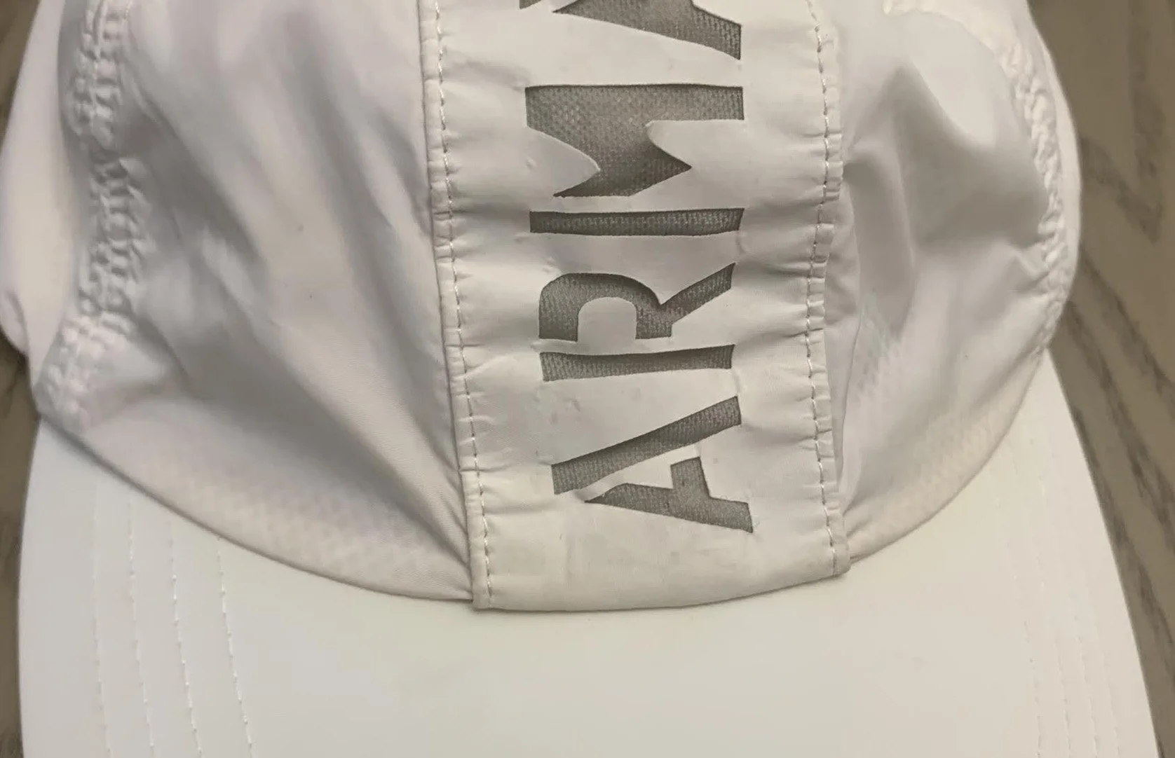 yellowing on brim .jpg