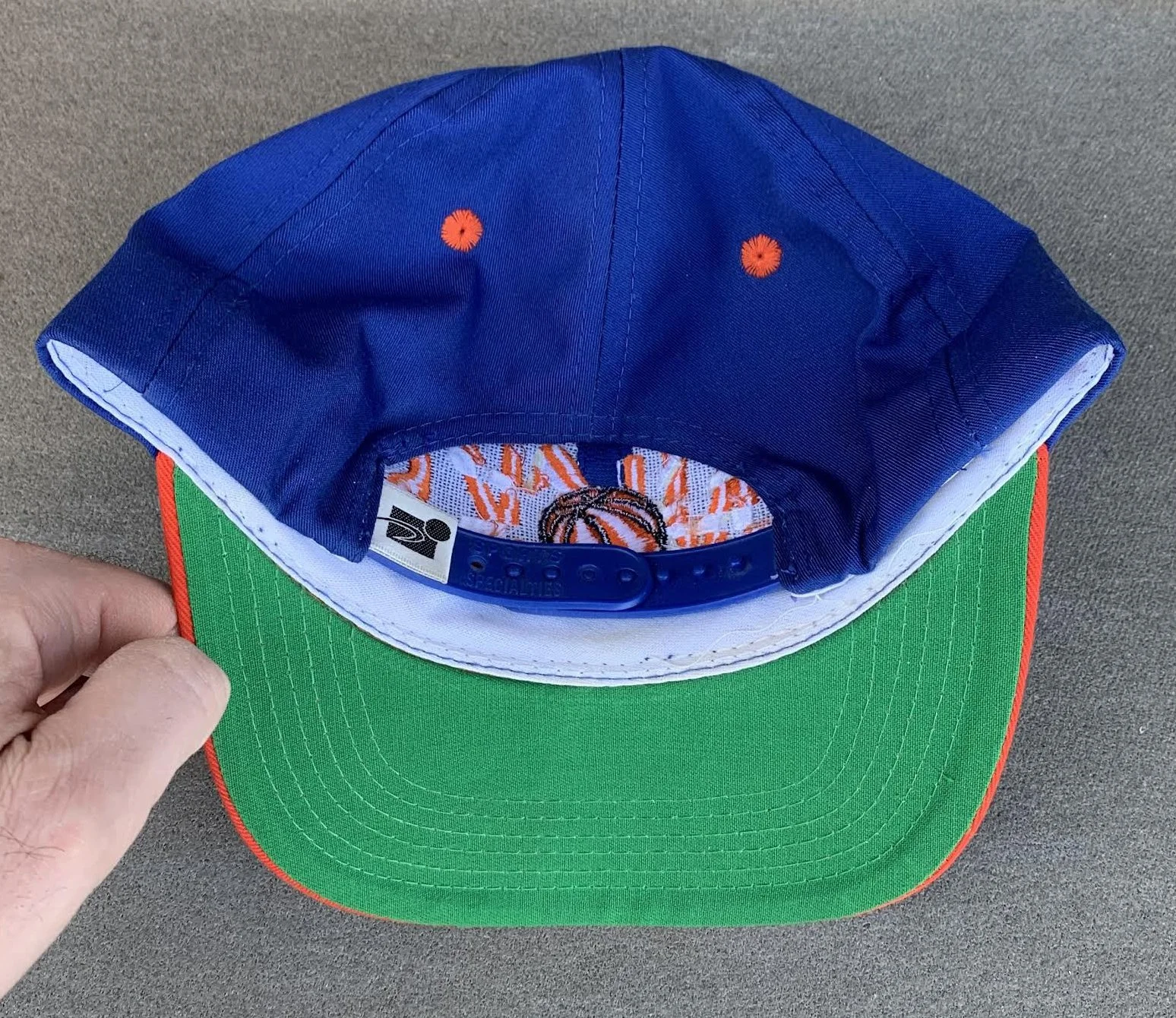 inside of Knicks hat SS.jpg