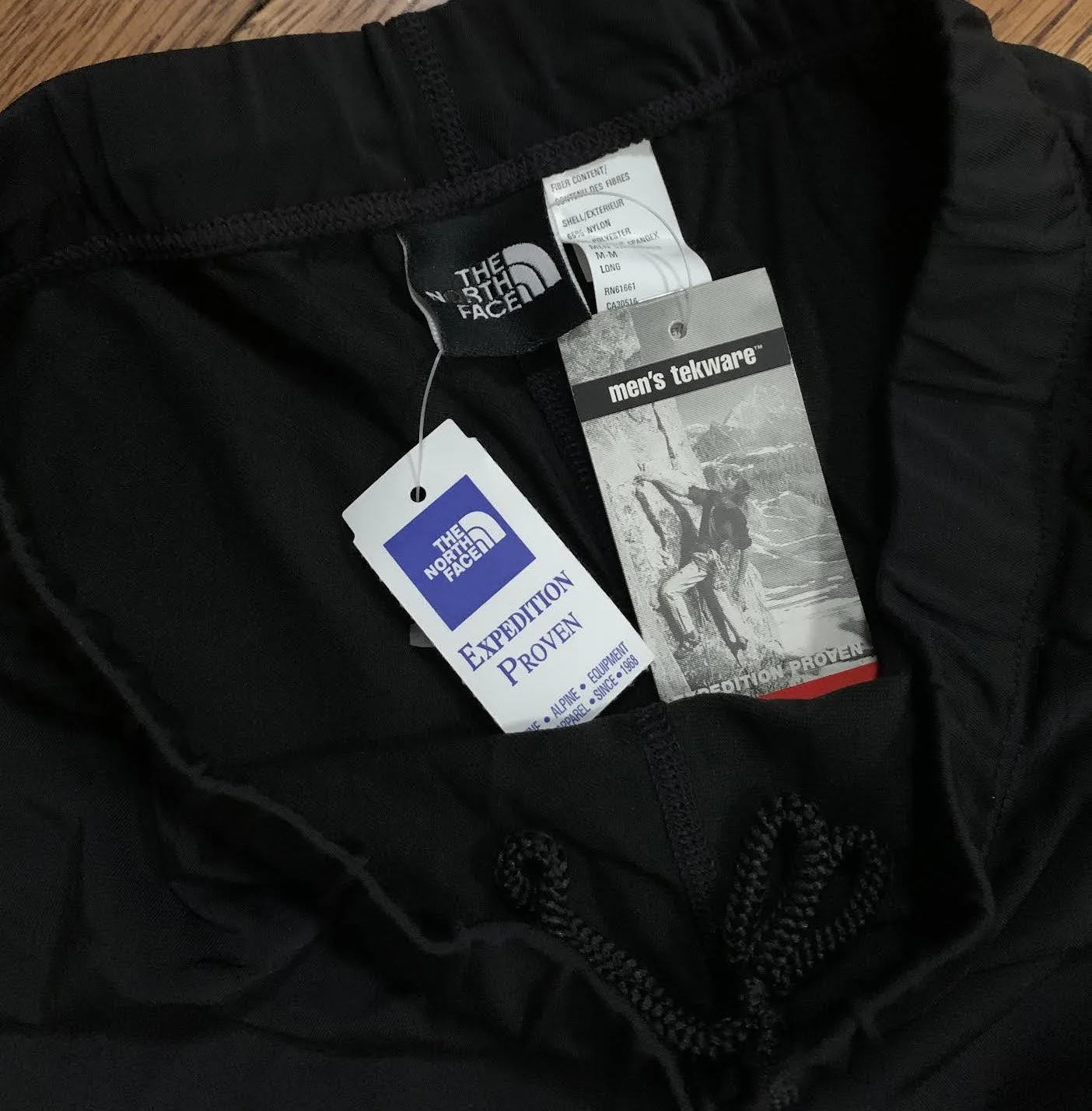 TNF 90s tag .jpg