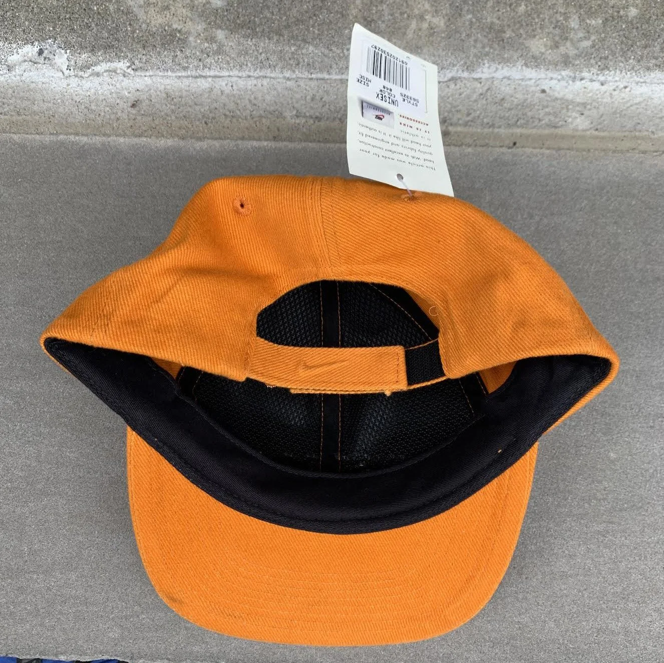 inside of nike hat.jpg