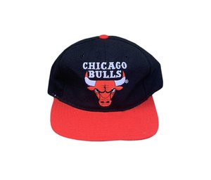 NBA CHICAGO BULLS BASKETBALL CAP STARTER VINTAGE 