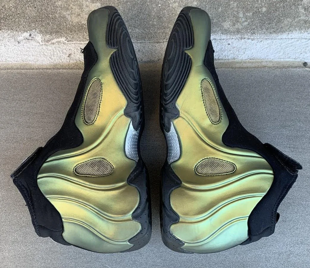 Nike Air Flightposite Metallic Gold / Black (Size 13)  display picture 2