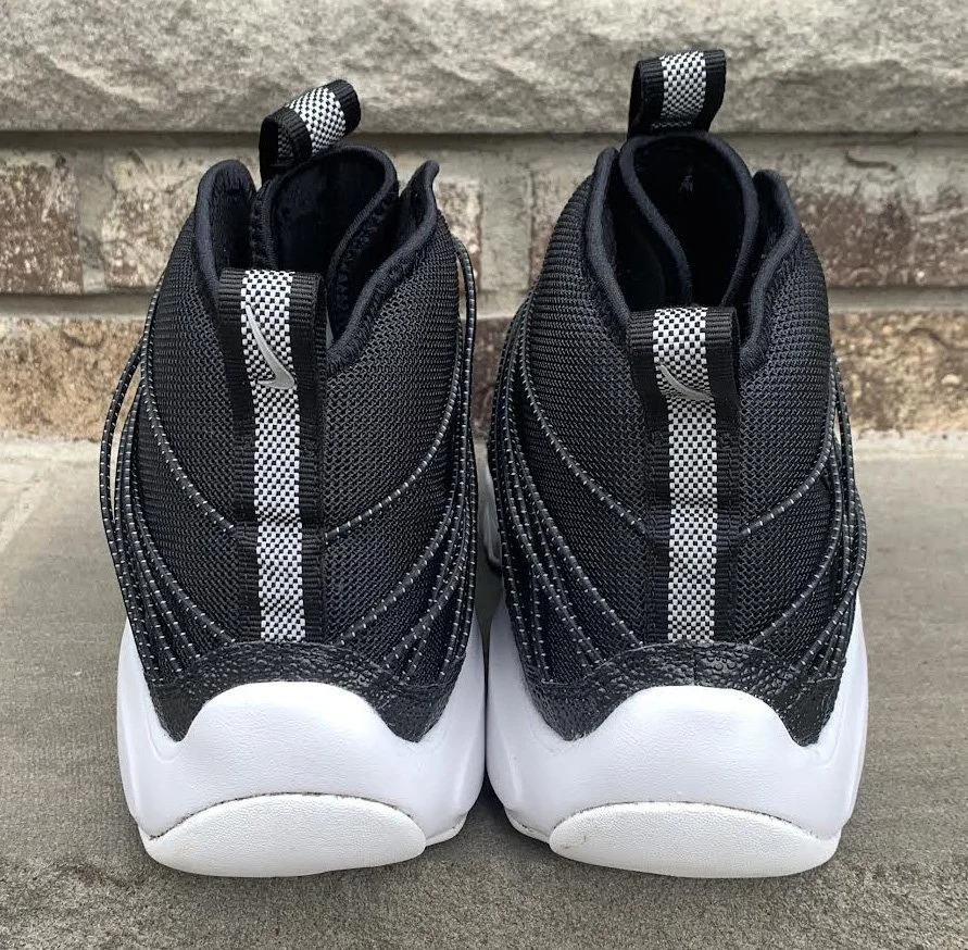 back of Nike cabos .jpg