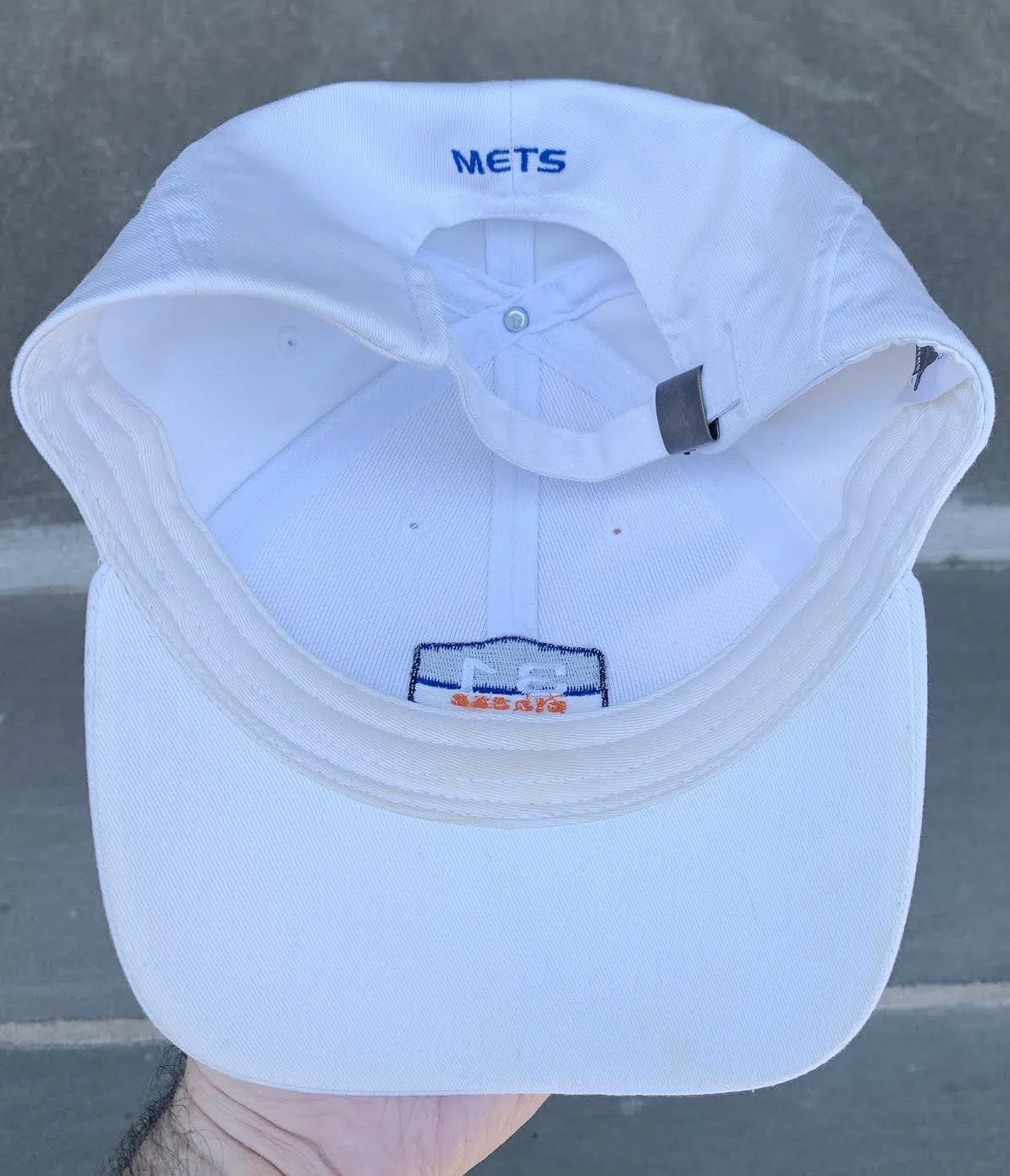 inside of mets hat .jpg