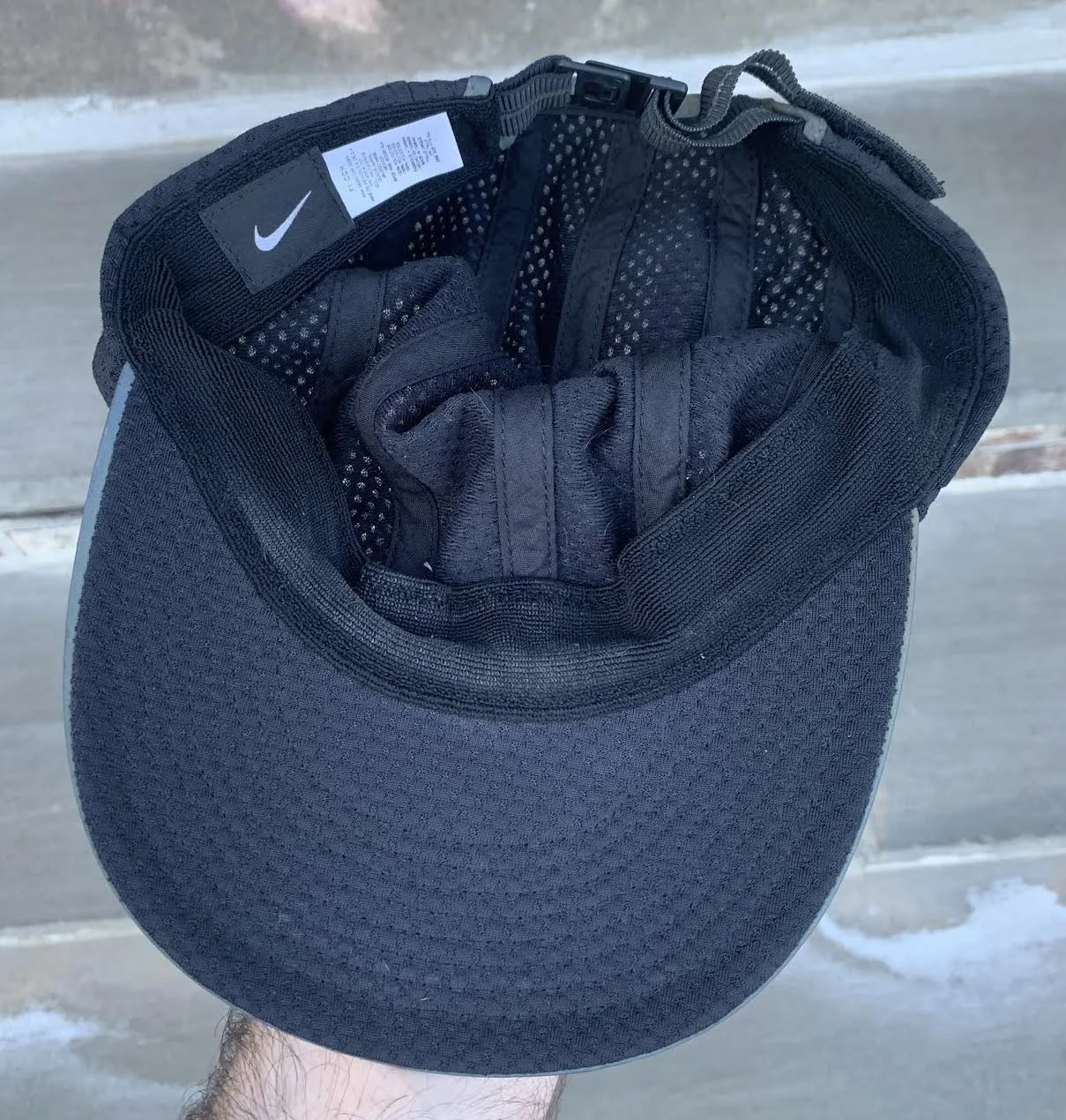inside of Nike mesh hat .jpg