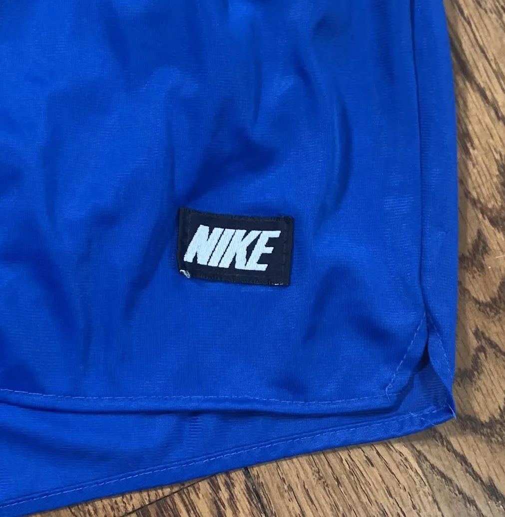 nike tag .jpg
