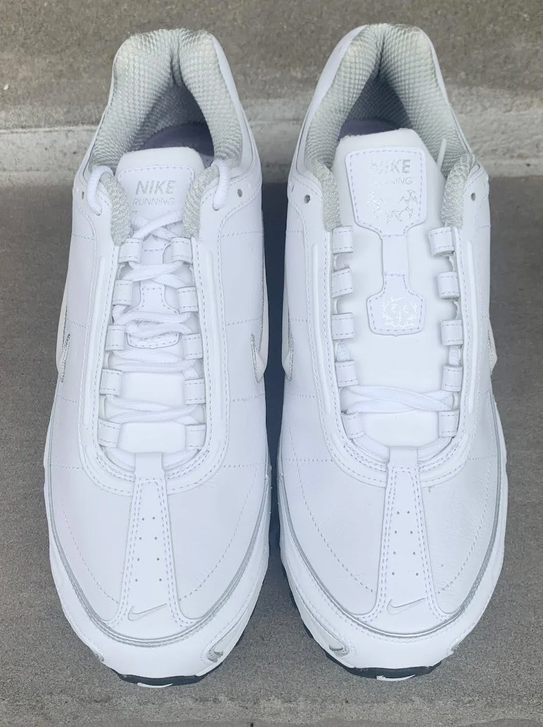 front of tl air max .jpg