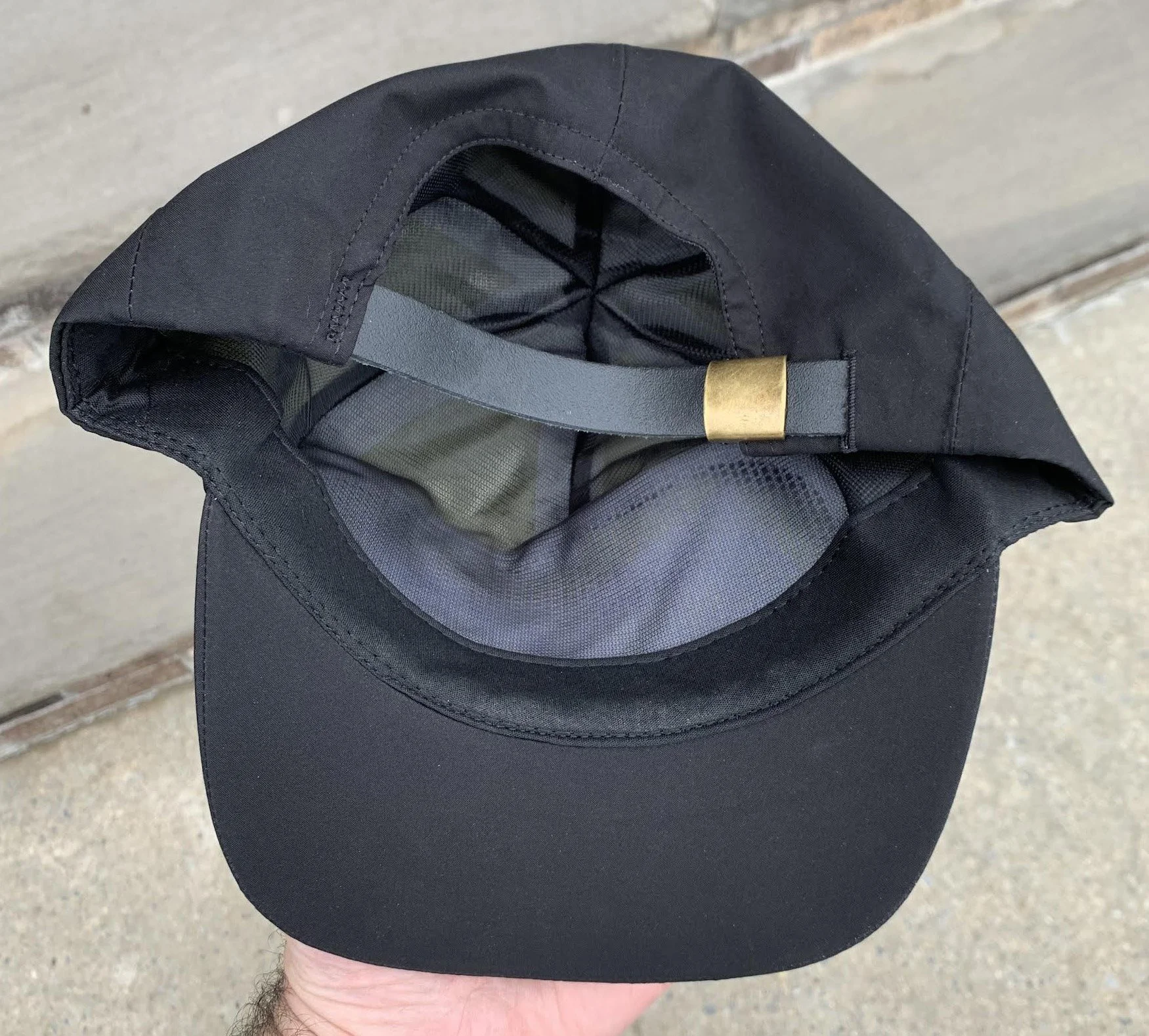 inside of Gore hat .jpg