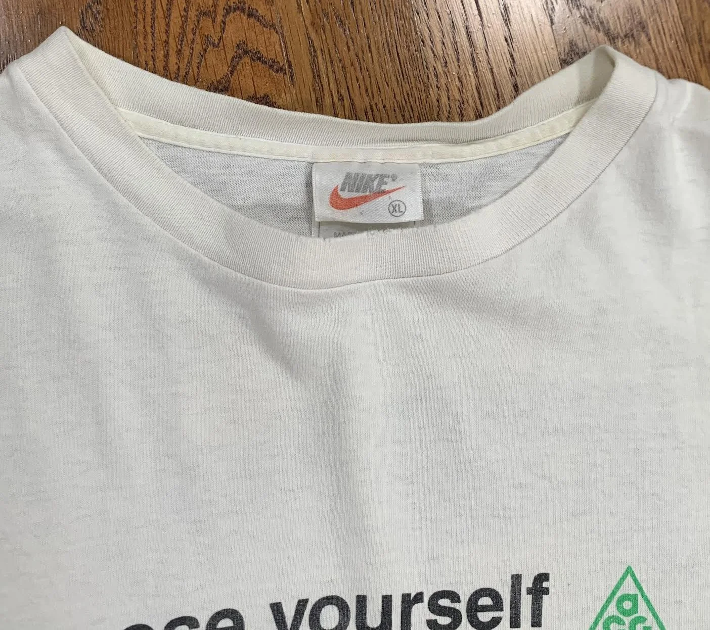 Nike tag .jpg