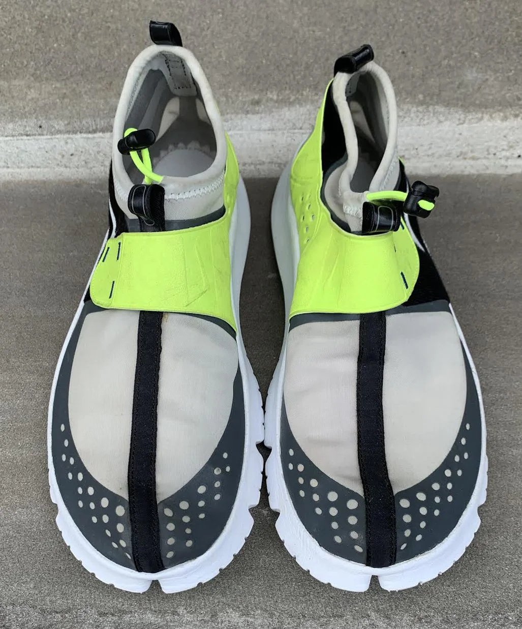 front of rio move .jpg