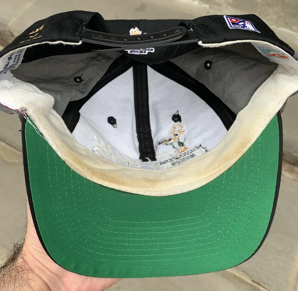 inside of the game hat .jpg
