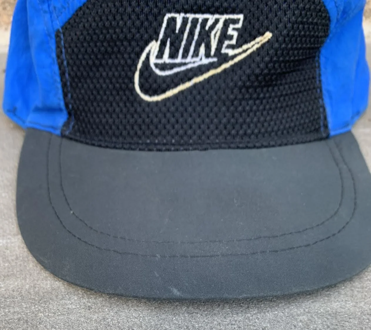 marks on brim .jpg