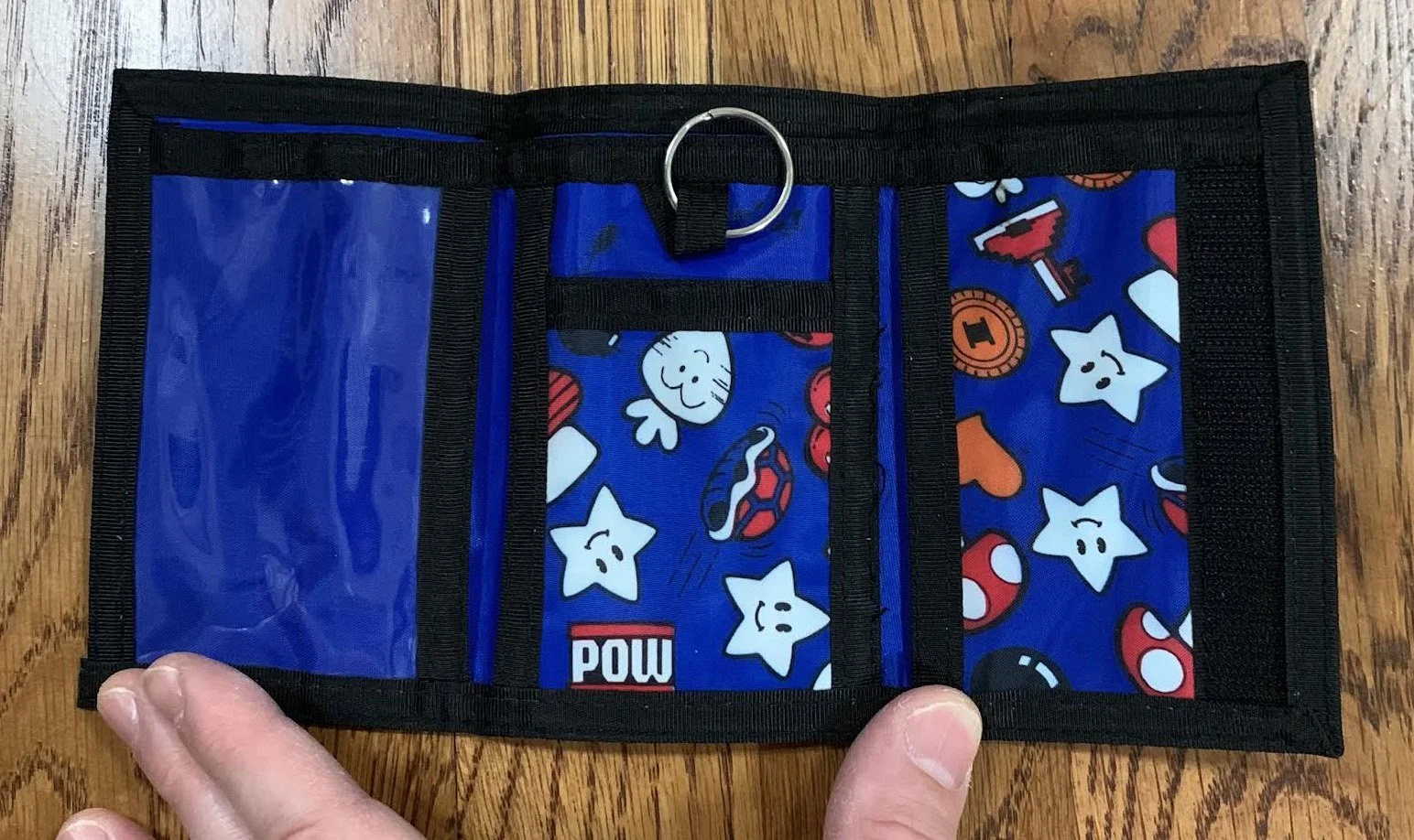 open inside of wallet .jpg