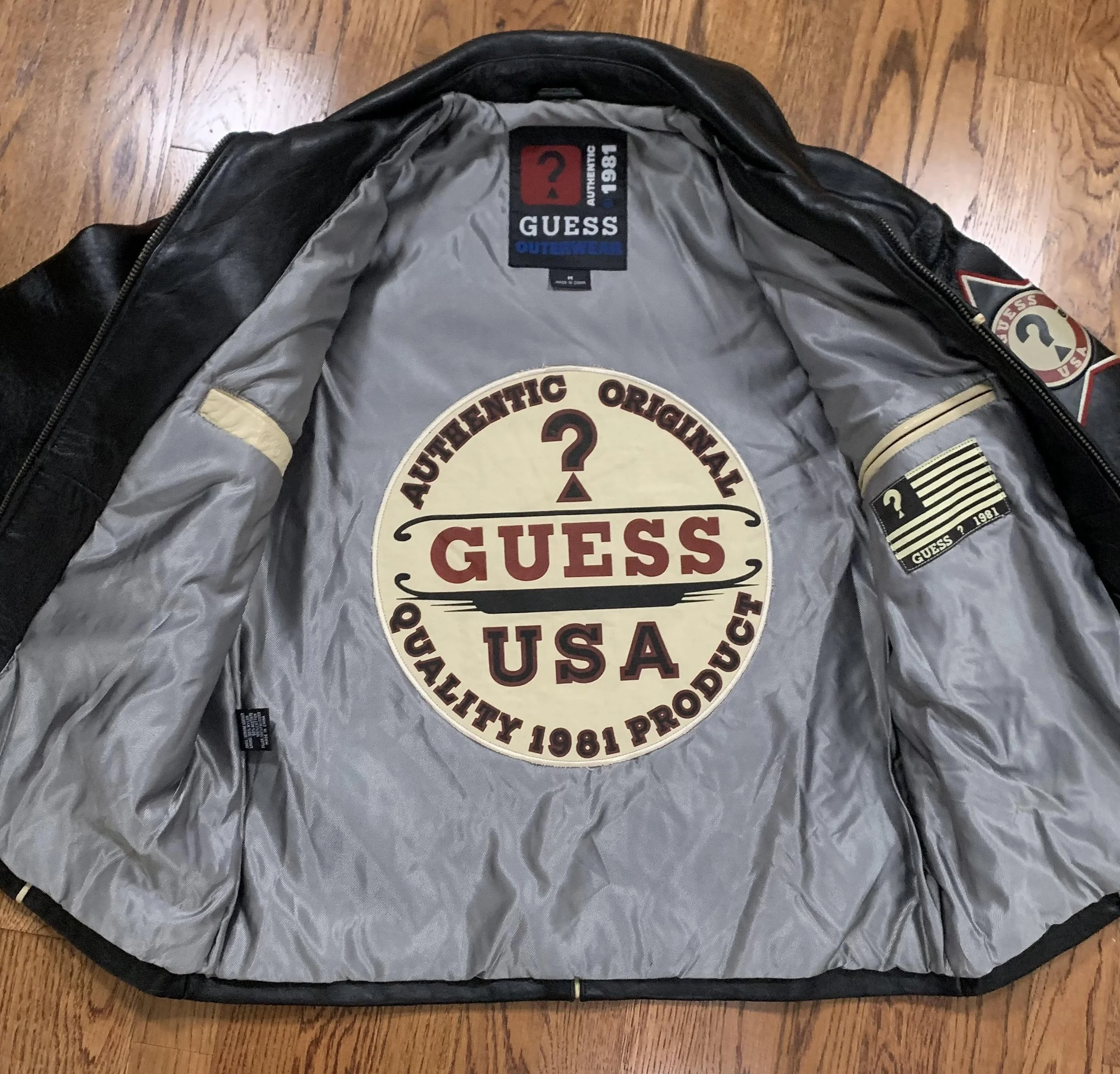 inside of Guess leather .jpg