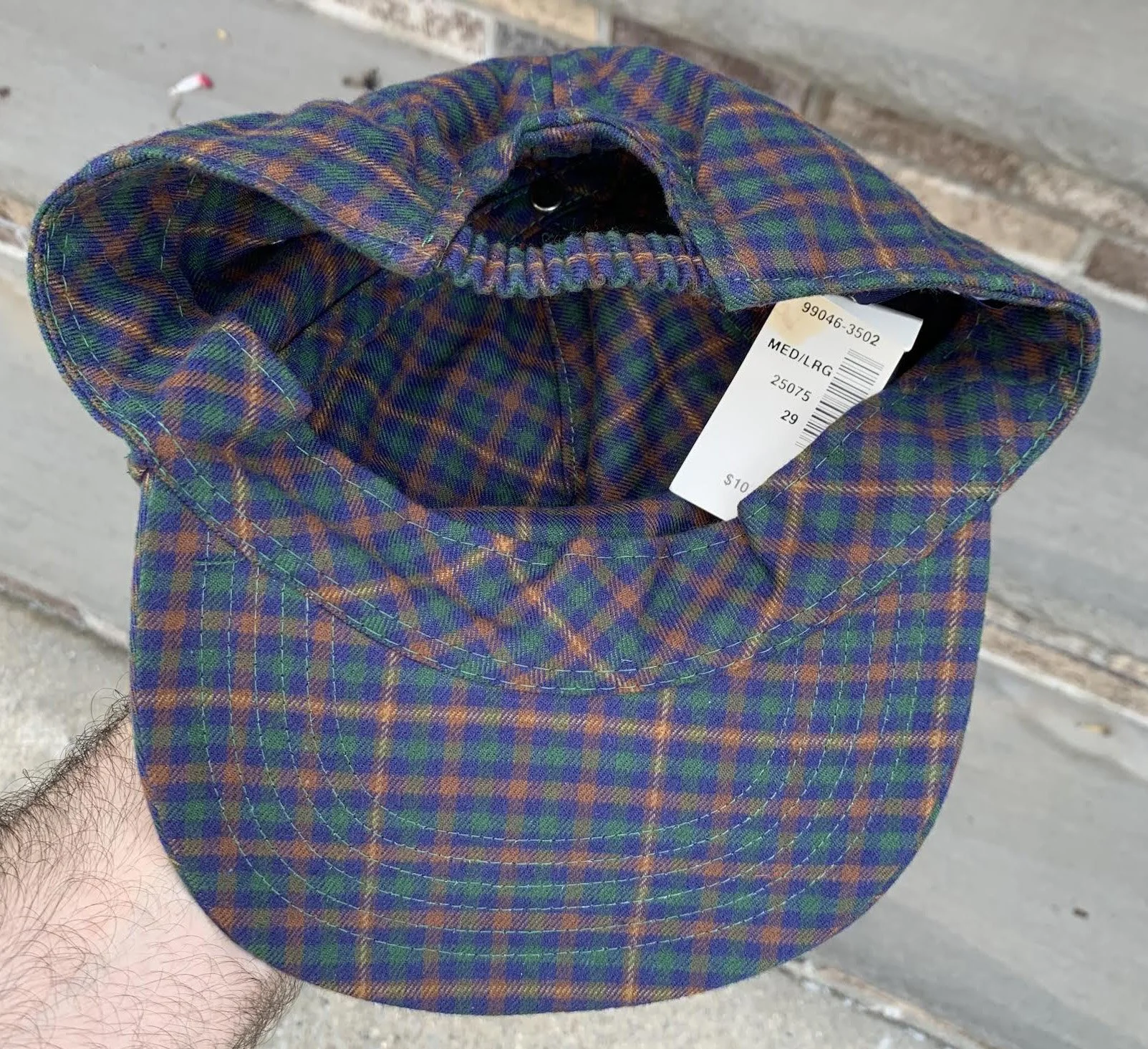 inside of Gap hat .jpg