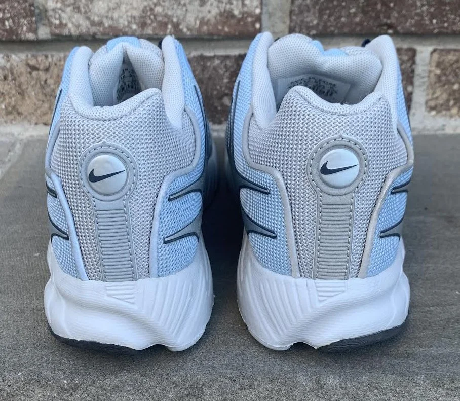back of Nike Skyon .jpg