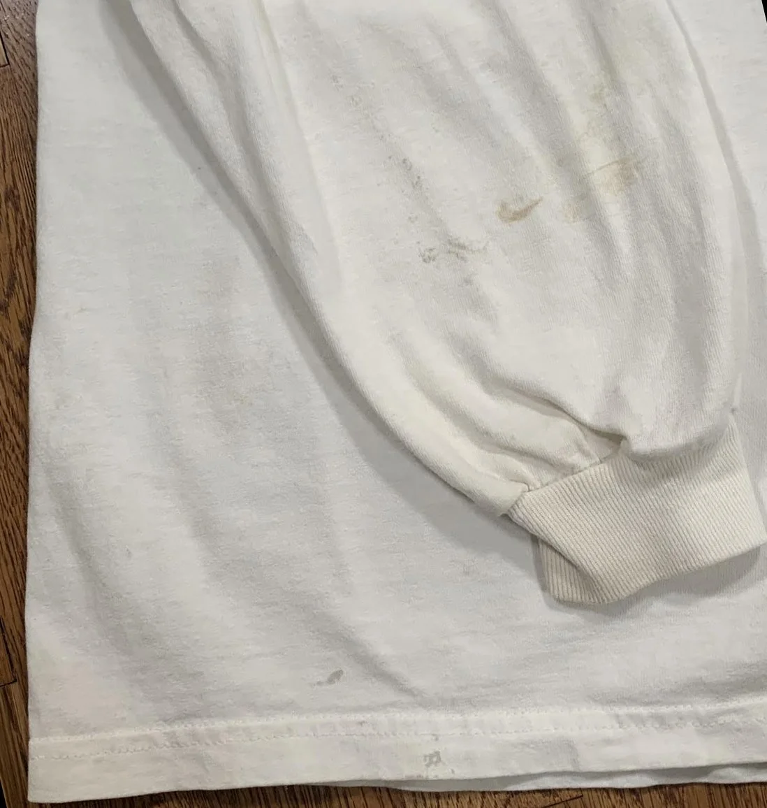 marks on sleeve .jpg