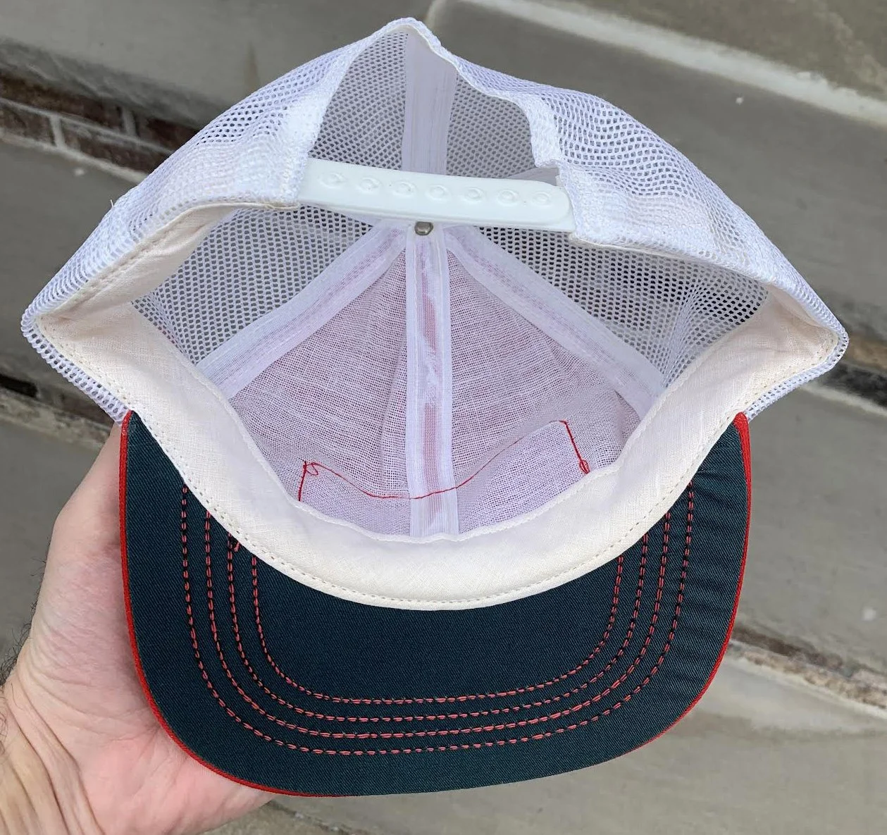 inside of Maxell hat .jpg