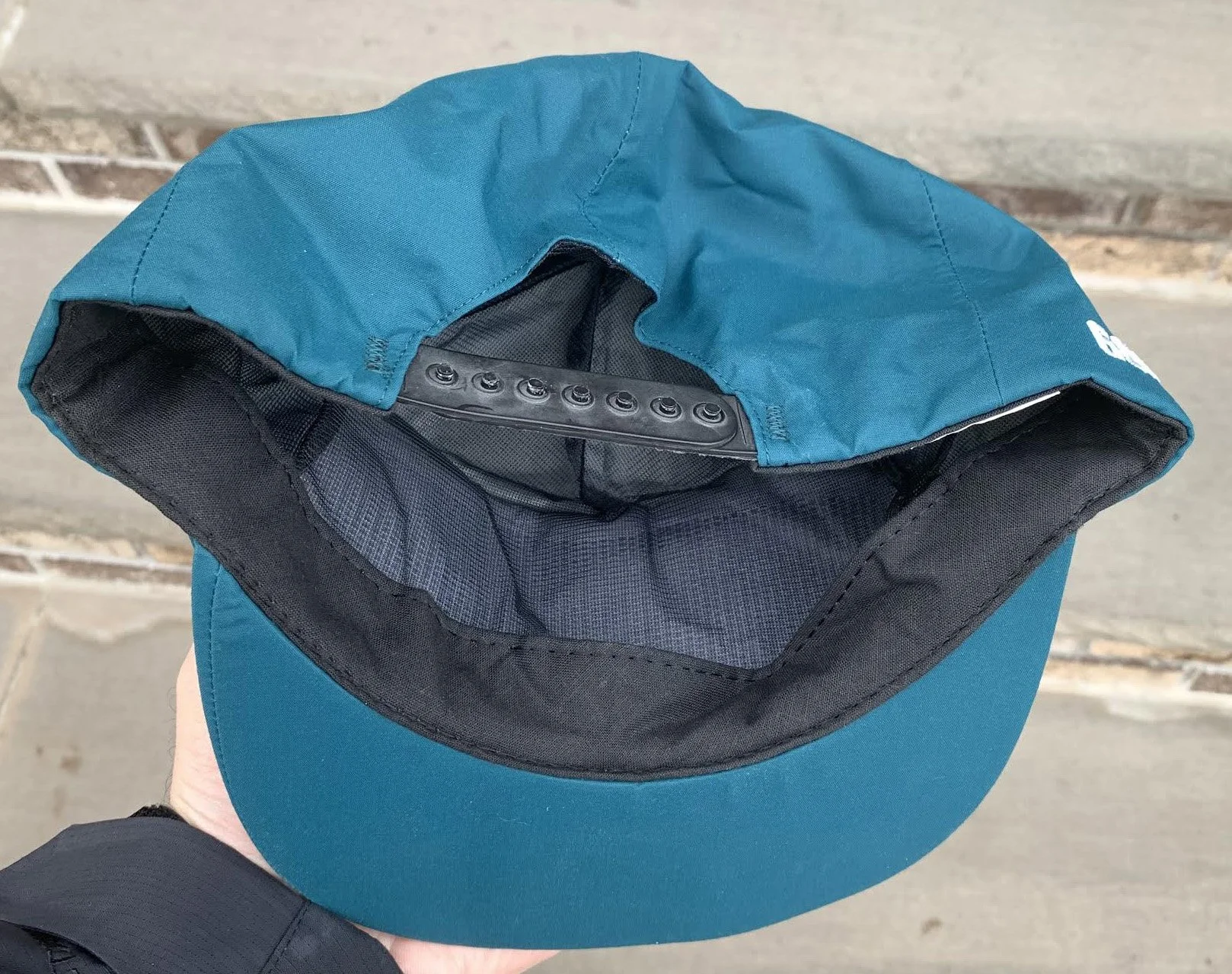 inside of Gore hat .jpg