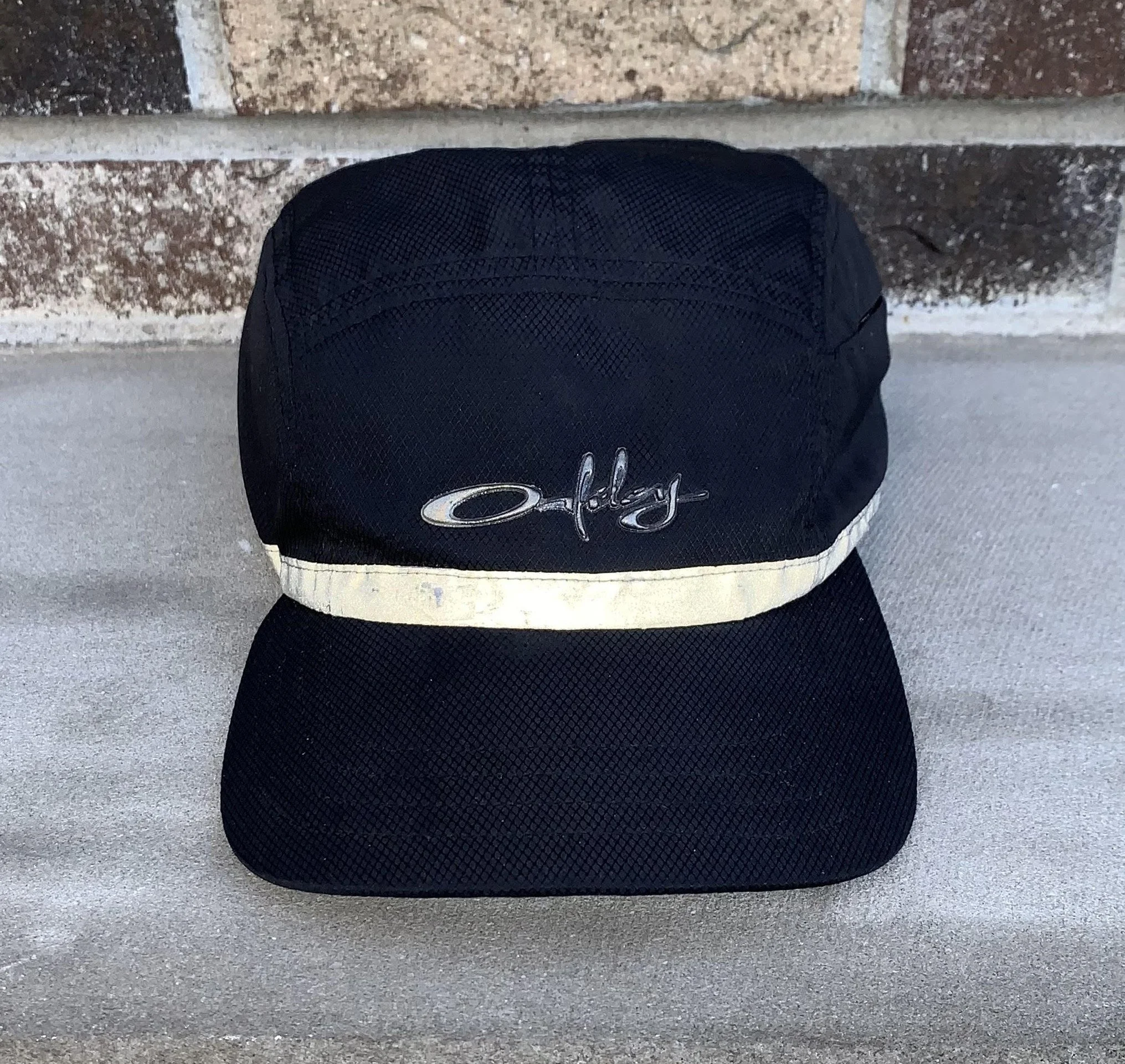 3m oakley hat .jpg