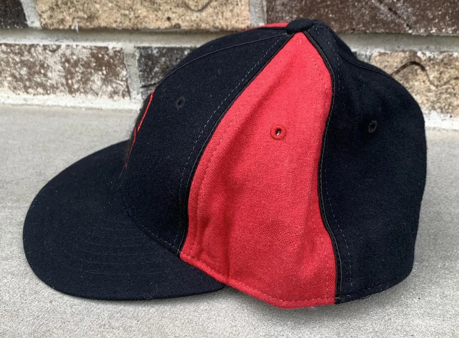 side of Homestead grays hat .jpg