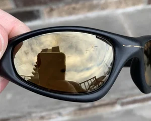 Oakley Straight Jacket Black / Gold Sunglasses NIB (Lens has  display picture 1