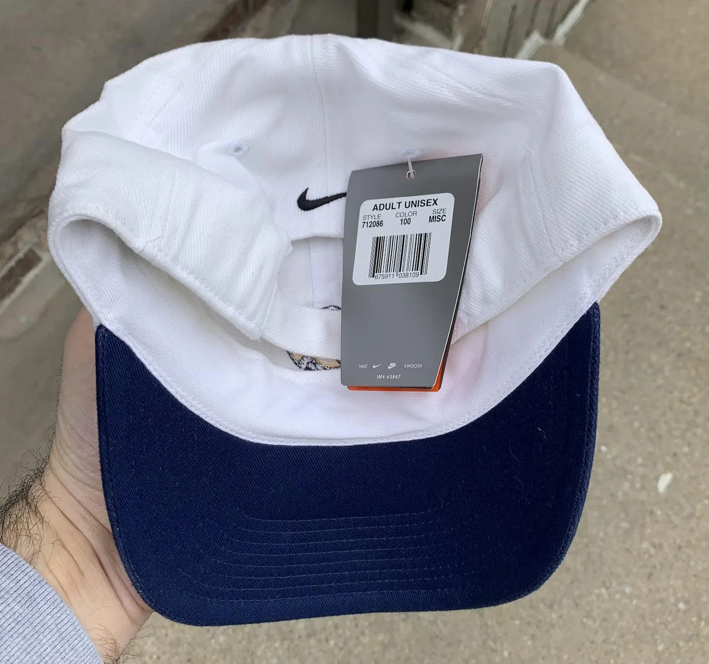 inside of nike hat .jpg