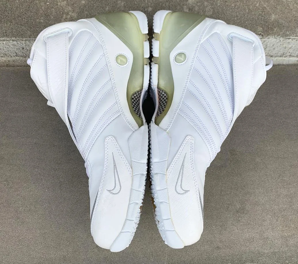 nike zoom vick 3 university blue