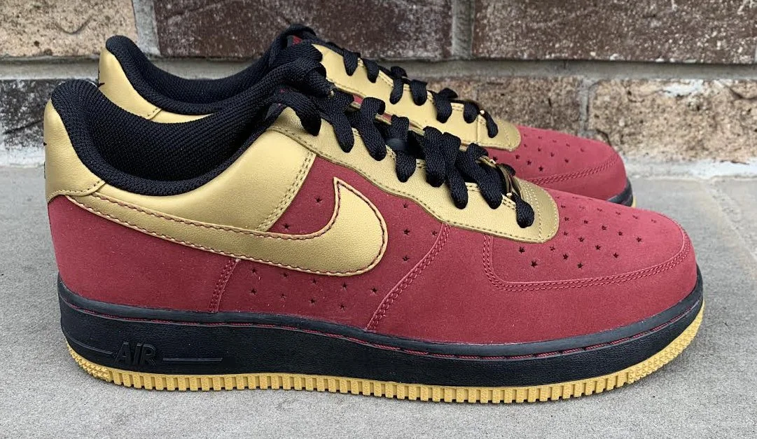 side of Af1 right foot .jpg