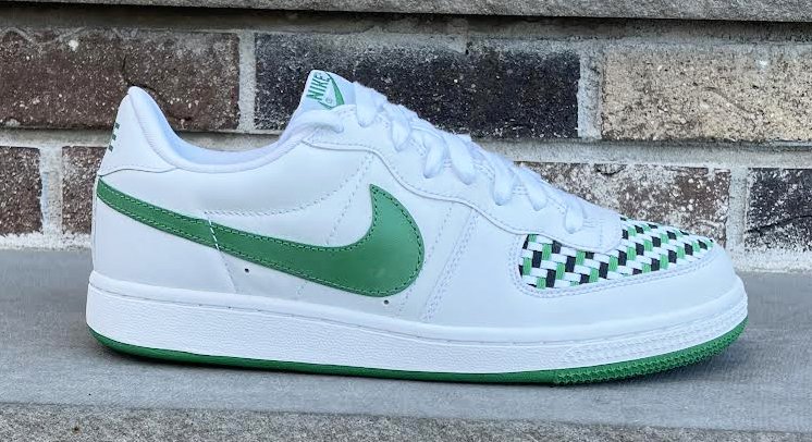 side of Legend nike .jpg