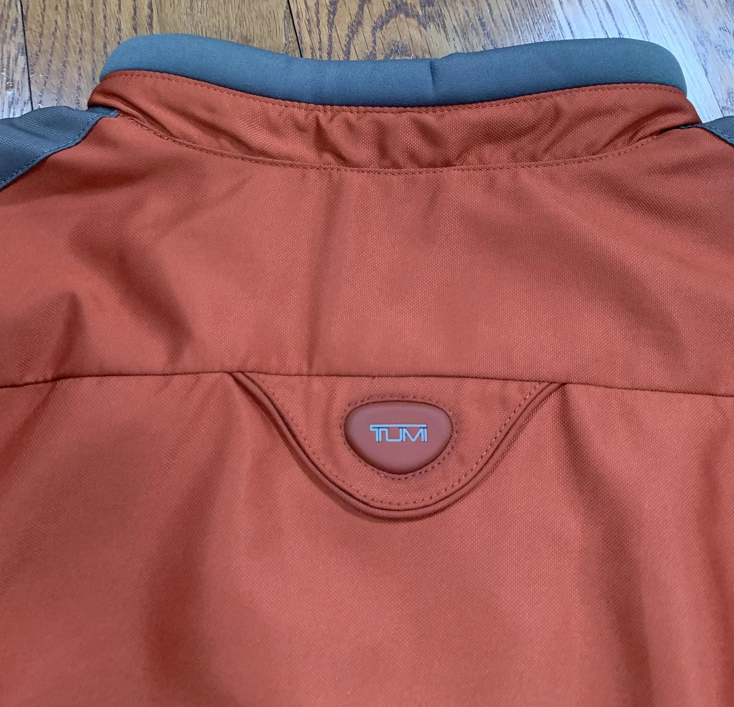 Tumi back close up .jpg