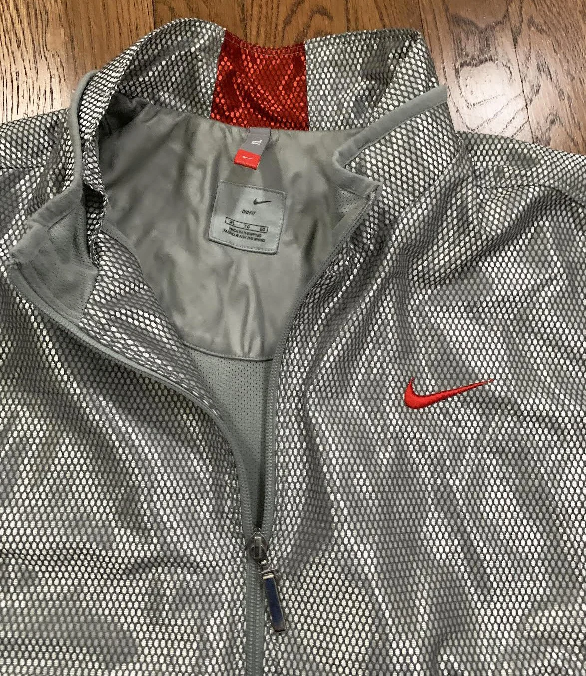 nike front .jpg