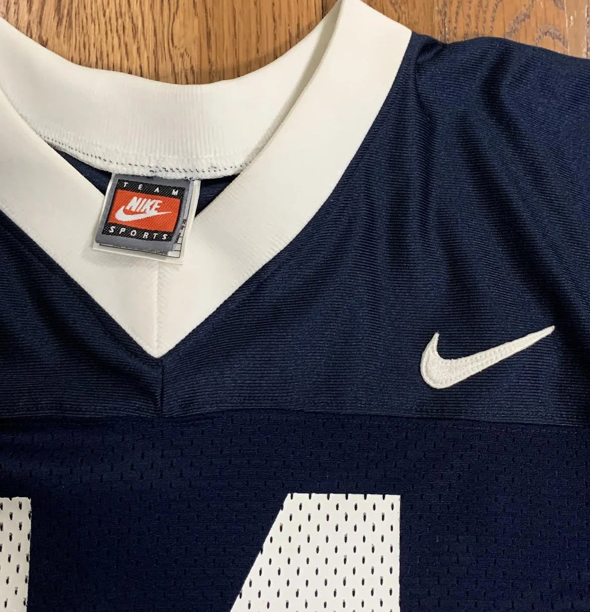 Nike Sports tag.jpg