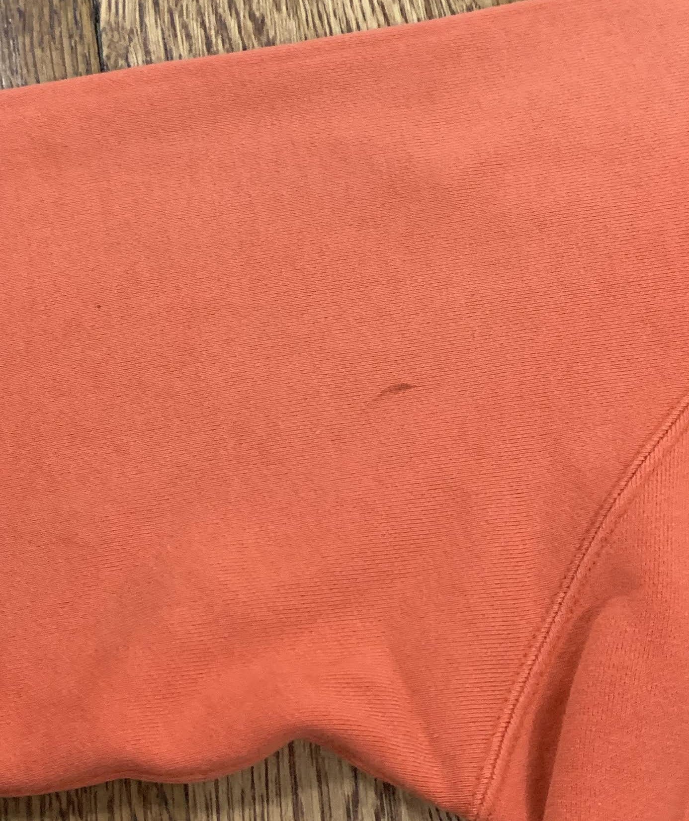 marks on sleeve .jpg