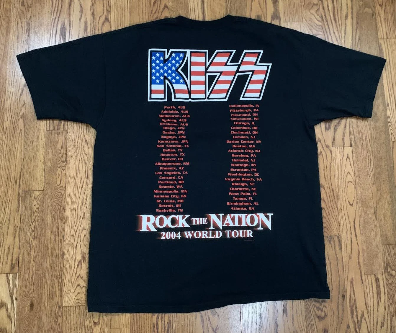 Vintage Kiss Rock The Nation 2004 World Tour T Shirt (Size XXL 