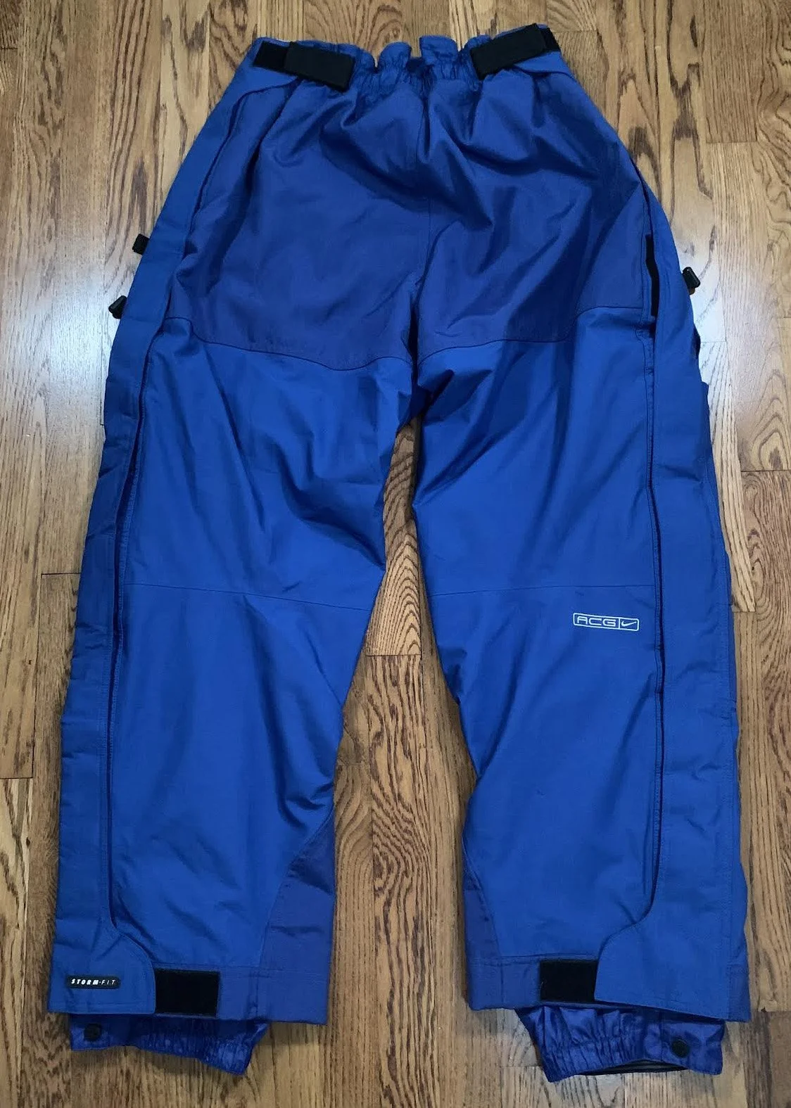 back of ACG pants .jpg