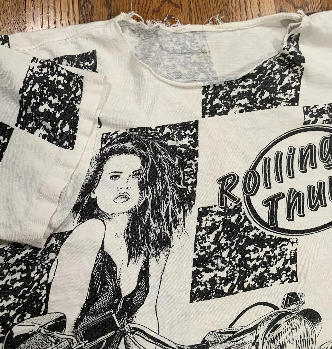 collar of rolling thunder tee.jpg