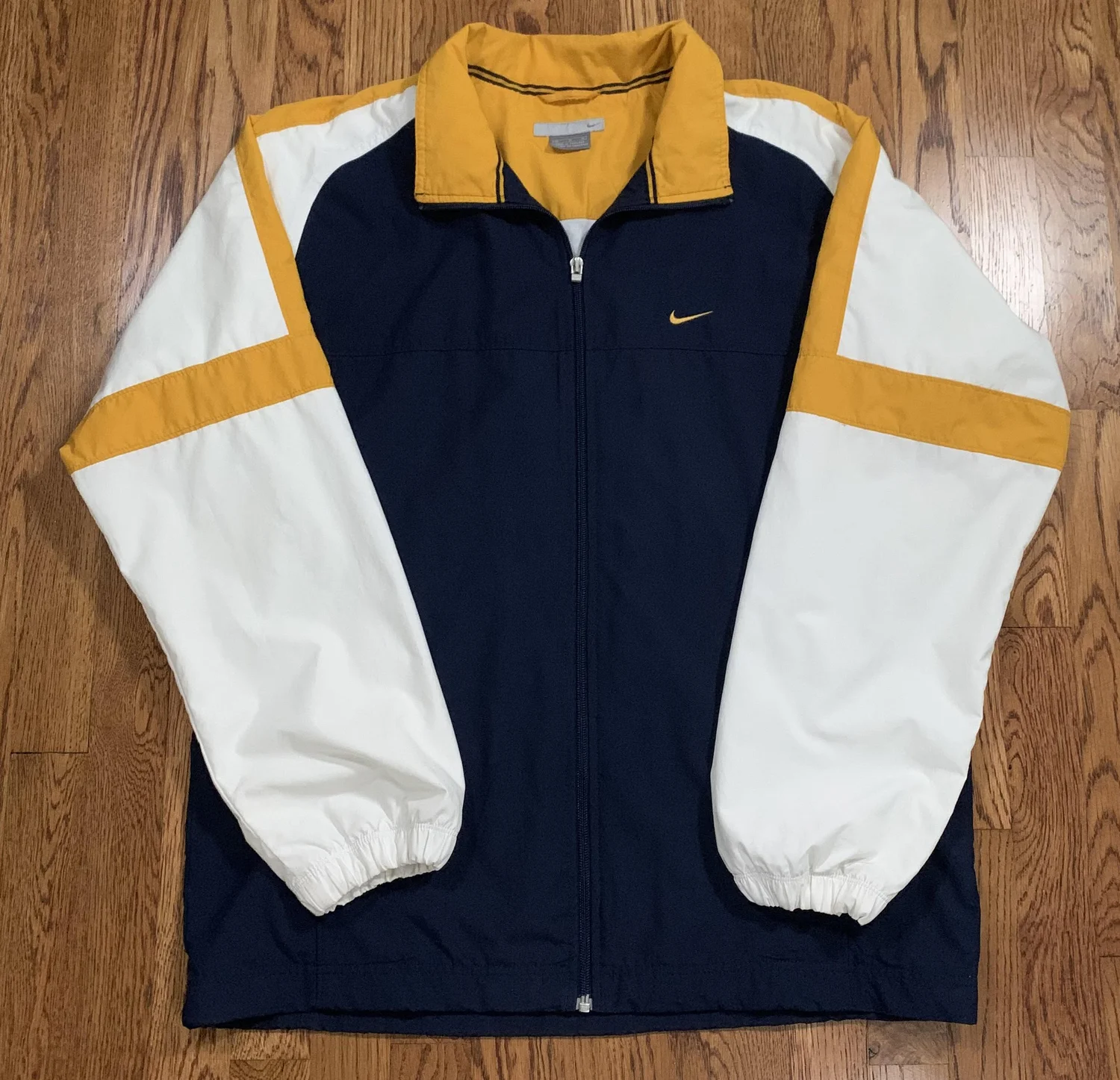 Vintage Nike Navy / Yellow Light Jacket (Size M) — RootsBK