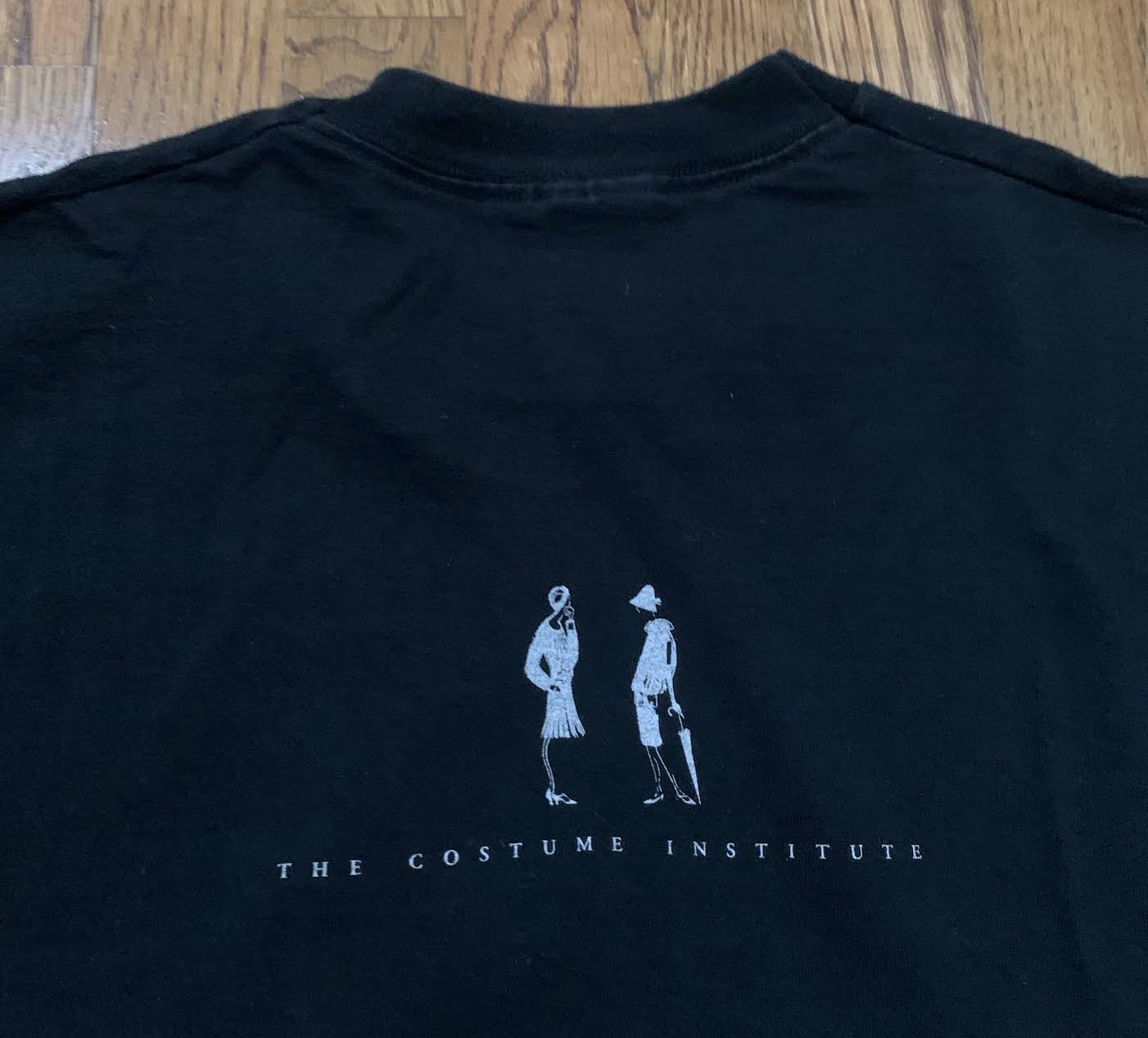 Vintage The Metropolitan Museum Of Art T Shirt (Size L) — RootsBK