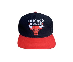 Vintage Starter Wool Chicago Bulls Black Red Snapback Hat — RootsBK