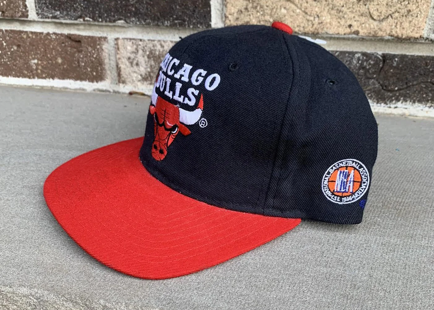 Vintage Starter Wool Chicago Bulls Black Red Snapback Hat — RootsBK