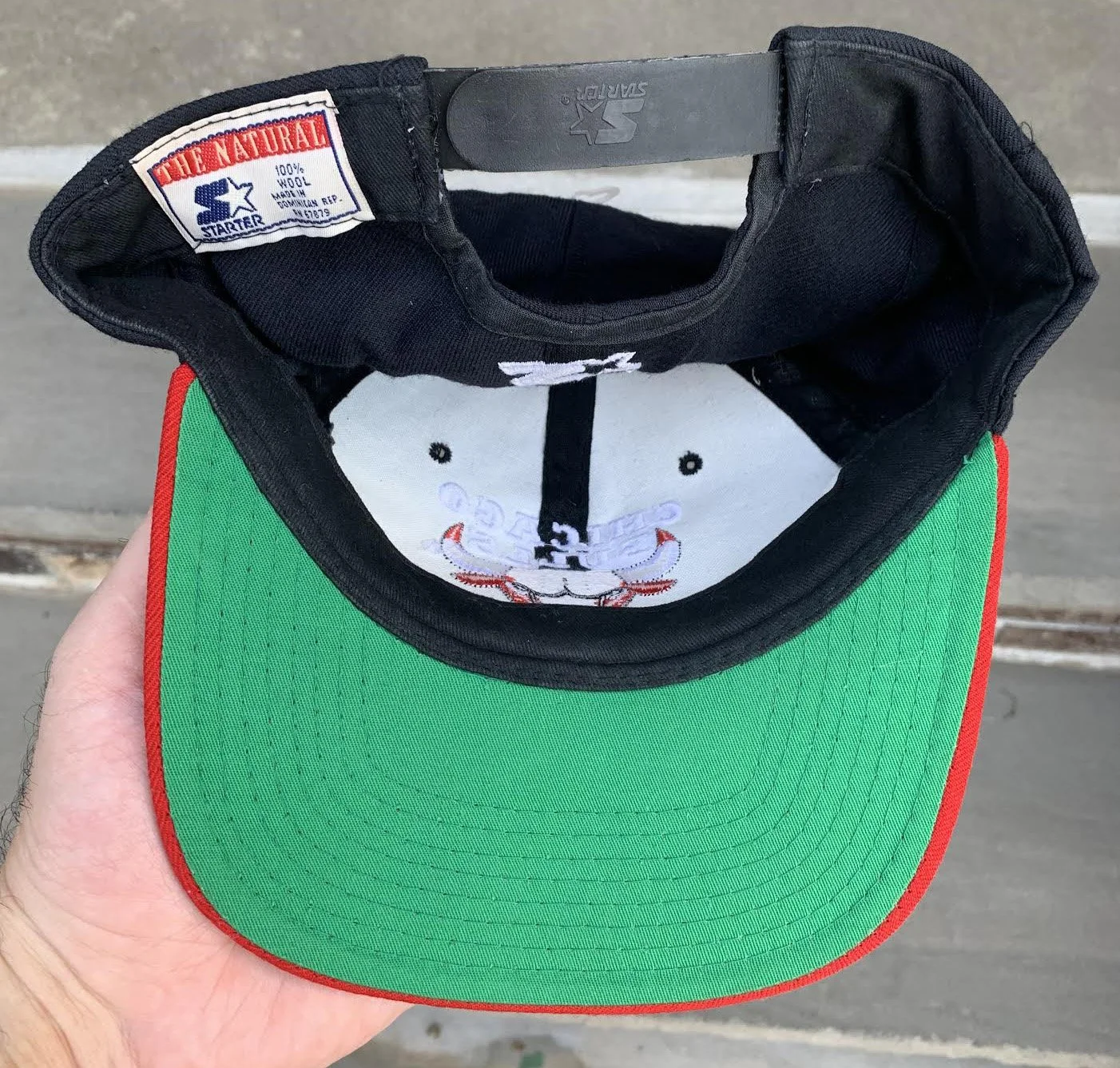 Vintage Starter Wool Chicago Bulls Black / Red Snapback Hat — RootsBK